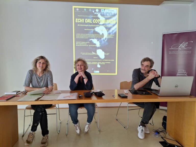 Gorizia ECHI DAL COTONIFICIO Sala Trgovski dom
